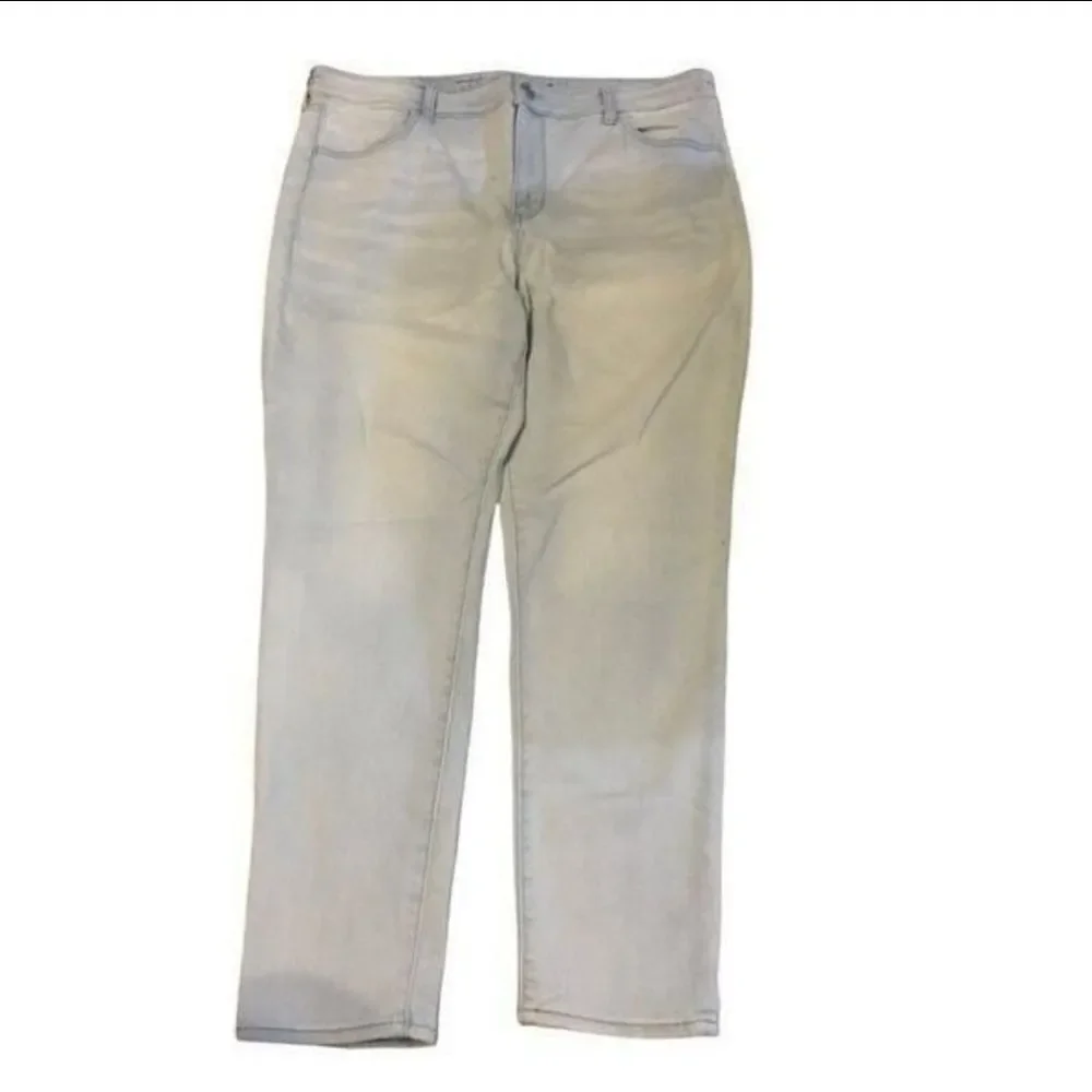 American Eagle Hi-rise Blue Acid Wash Jeans Size 20